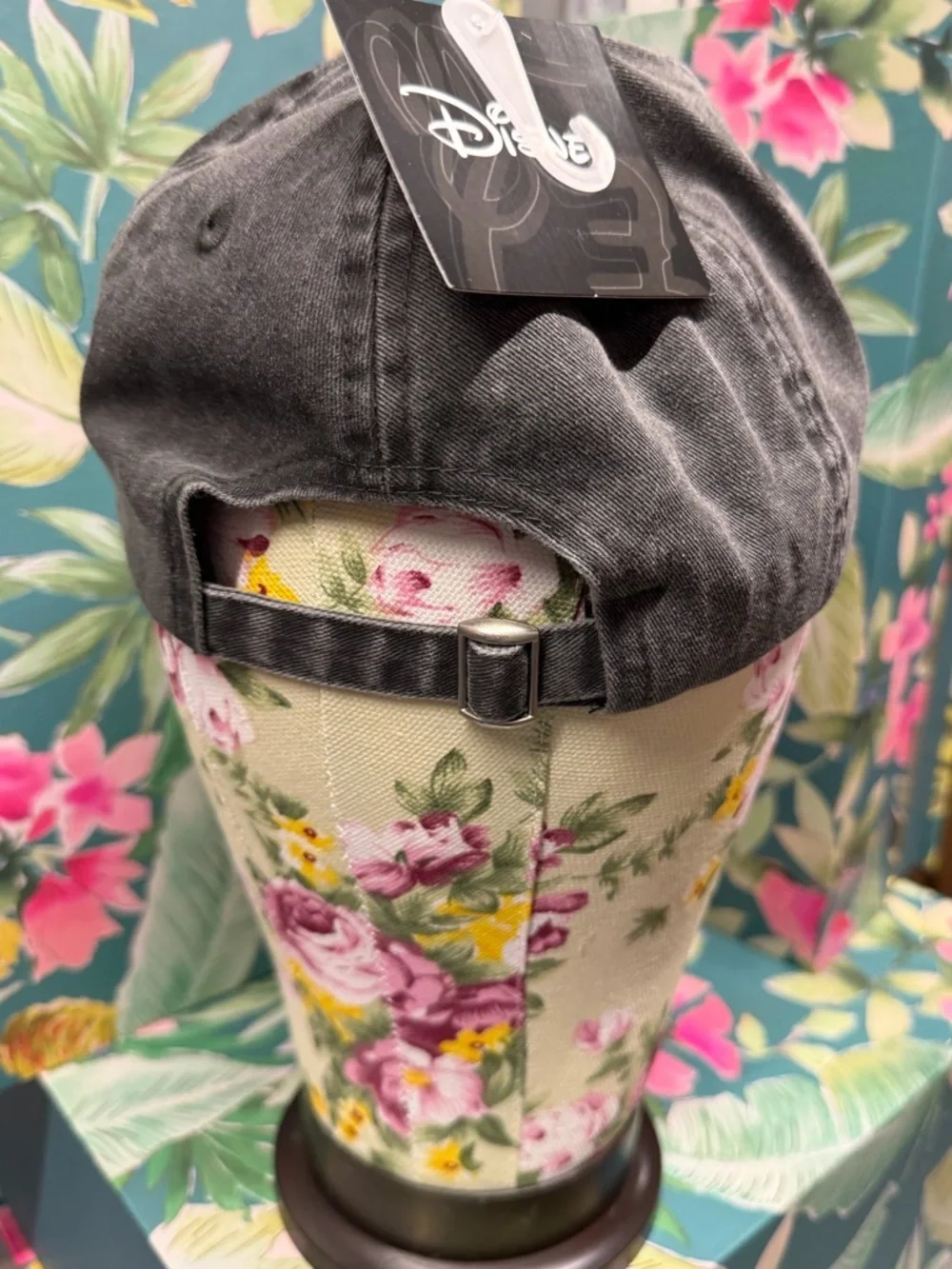 Disney Winnie the Pooh Baseball Cap Adult Size NWT